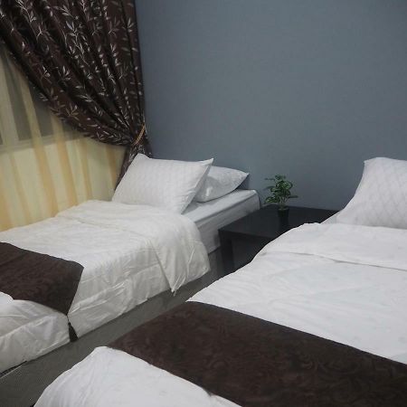 Dzr Homes Bangi Wonderland Near Ukm Malay Only Kajang Exterior foto